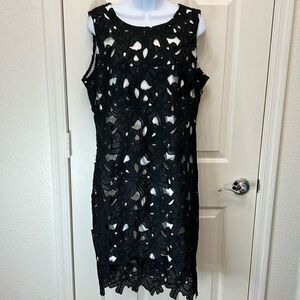 CALVIN KLEIN Black Lace Sheath Dress Sz 12 Floral Scoop Sleeveless Neck White